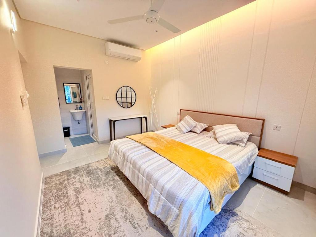 Postel nebo postele na pokoji v ubytování شاليه ميلان Milan Chalet