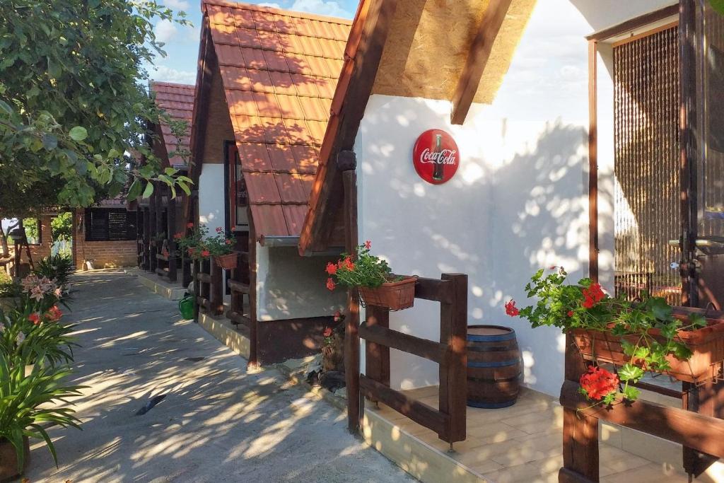 Zahrada ubytování Cozy bungalow in Brinjani with garden view 30 m²