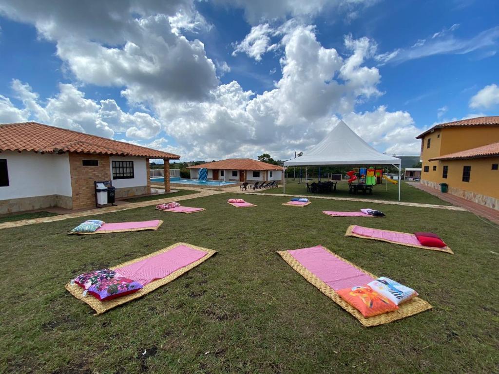 حديقة خارج Cabañas El Sol