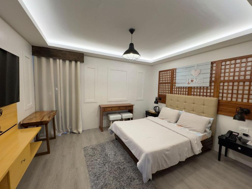 Armando's Garden Resort and Restaurant - Queen Suite
