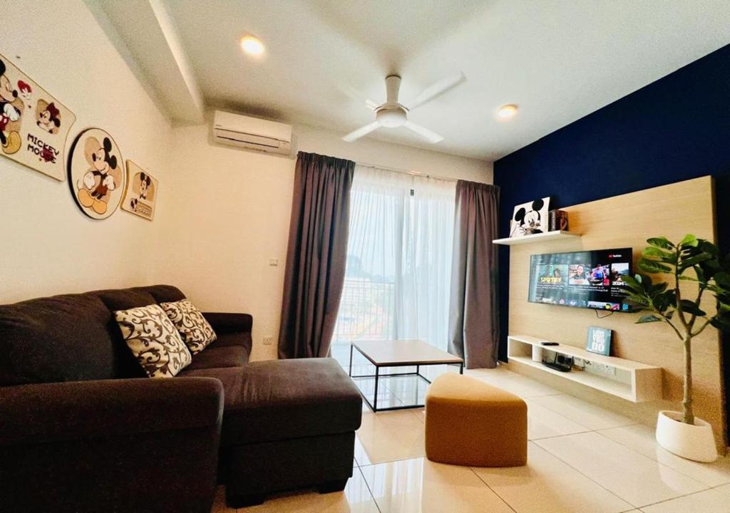 TV a/nebo společenská místnost v ubytování Hotspring 1203 Two Bedroom at Sunway Onsen 4pax