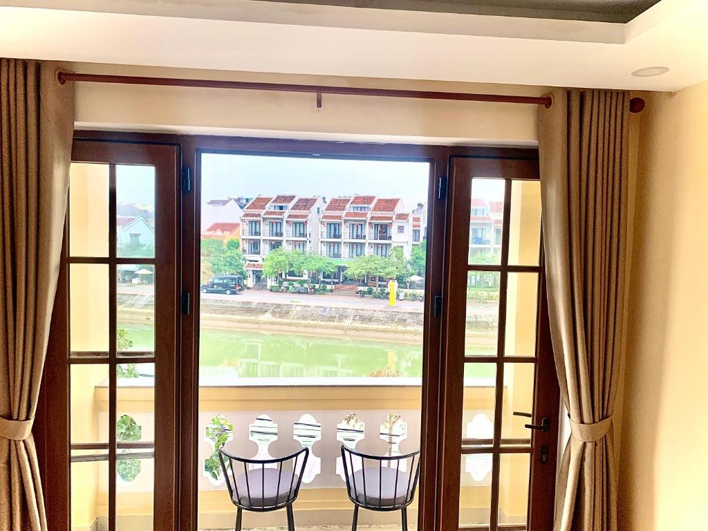 Ban công/sân hiên tại Aman Riverside Hotel