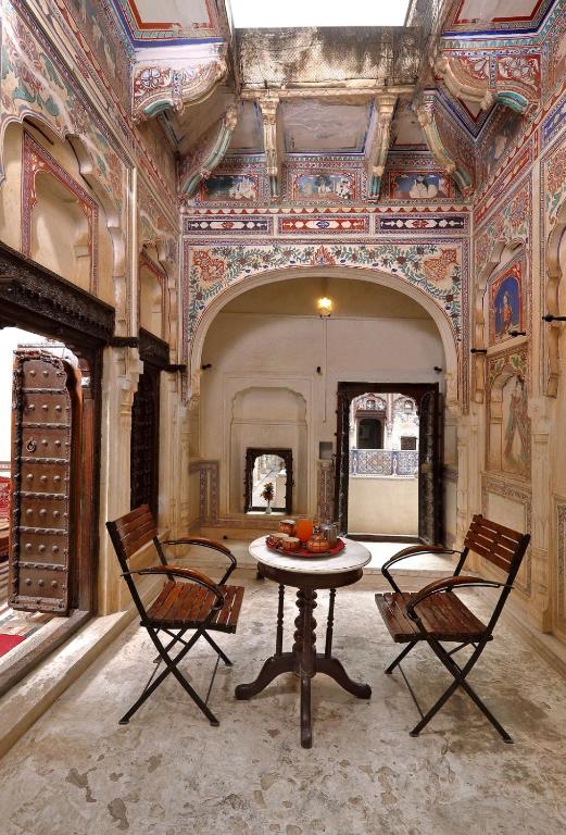 Posezení v ubytování Hotel Mandawa Haveli