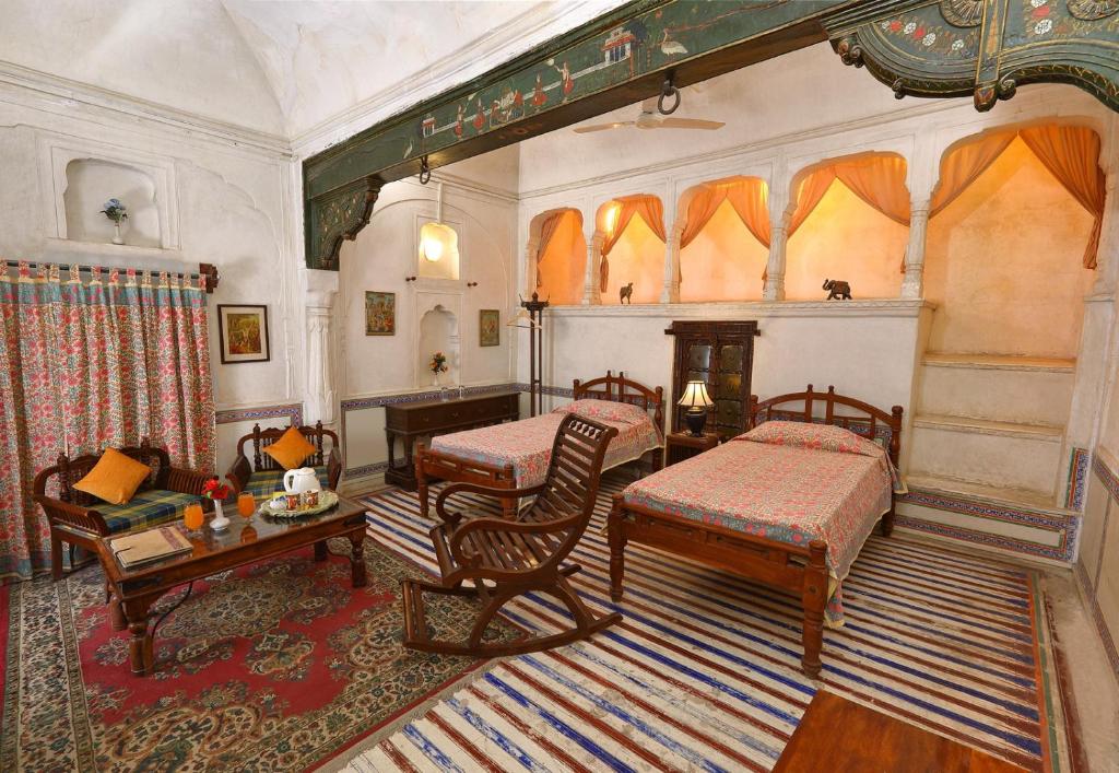 Posezení v ubytování Hotel Mandawa Haveli