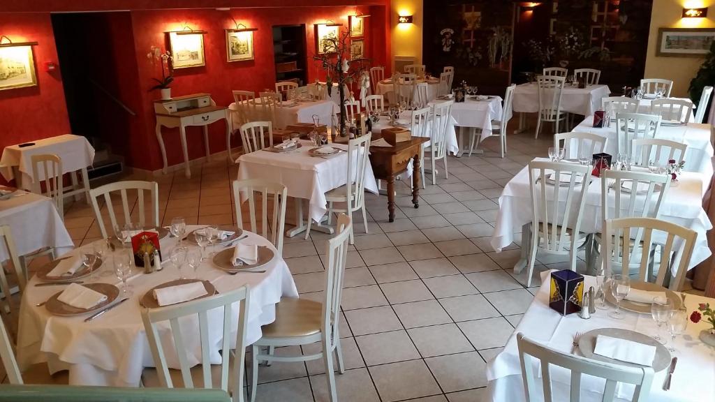 Restaurace v ubytování Le Val d'Amby