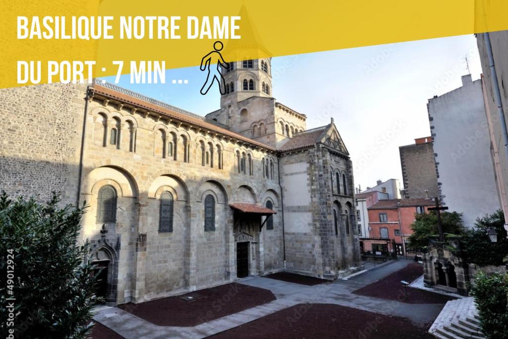 l'HYPERCENTRE Loft Atypique et Historique 5 PERS Cathédrale - Familienstudio