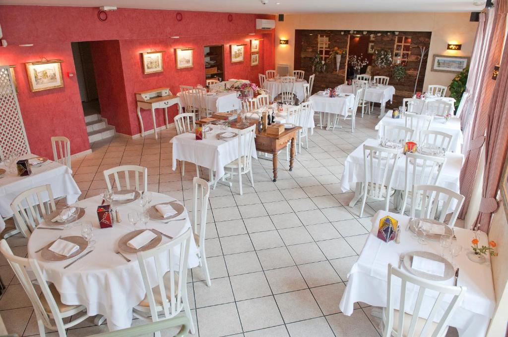 Restaurace v ubytování Le Val d'Amby