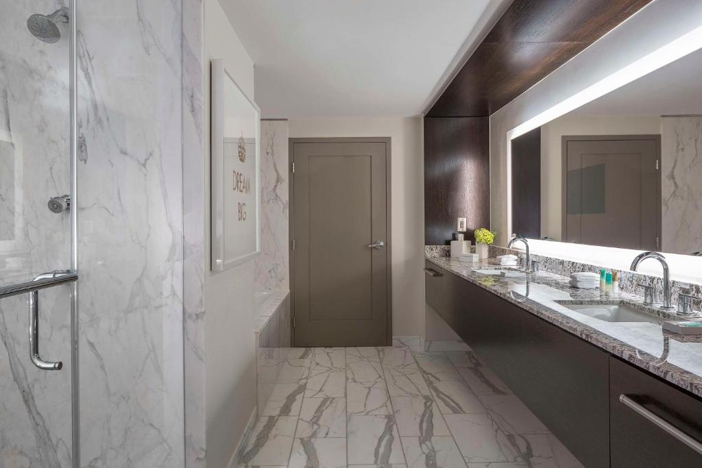 Koupelna v ubytování Hyatt Centric Midtown Atlanta