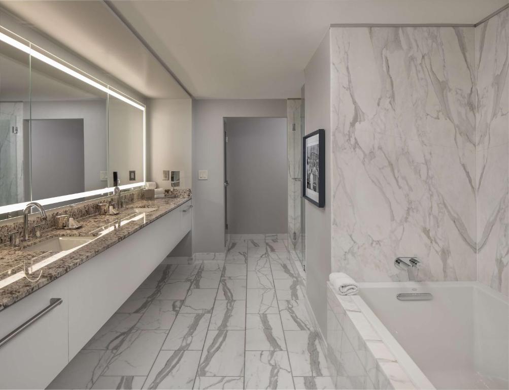 Koupelna v ubytování Hyatt Centric Midtown Atlanta