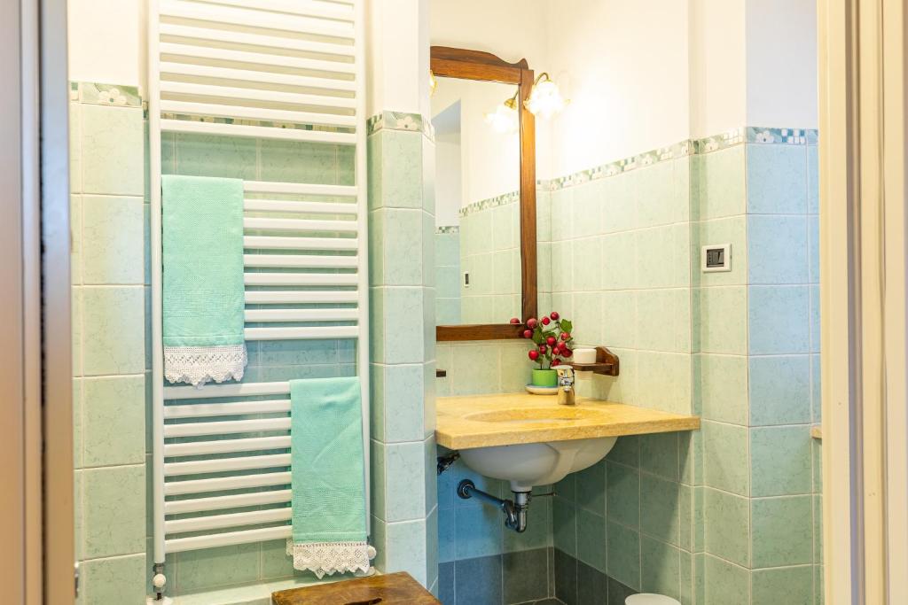 Koupelna v ubytování Il Gugnolo - Casale in Val d'Orcia