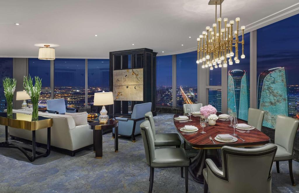 Waldorf Astoria Chengdu - 两居室皇家国王套房