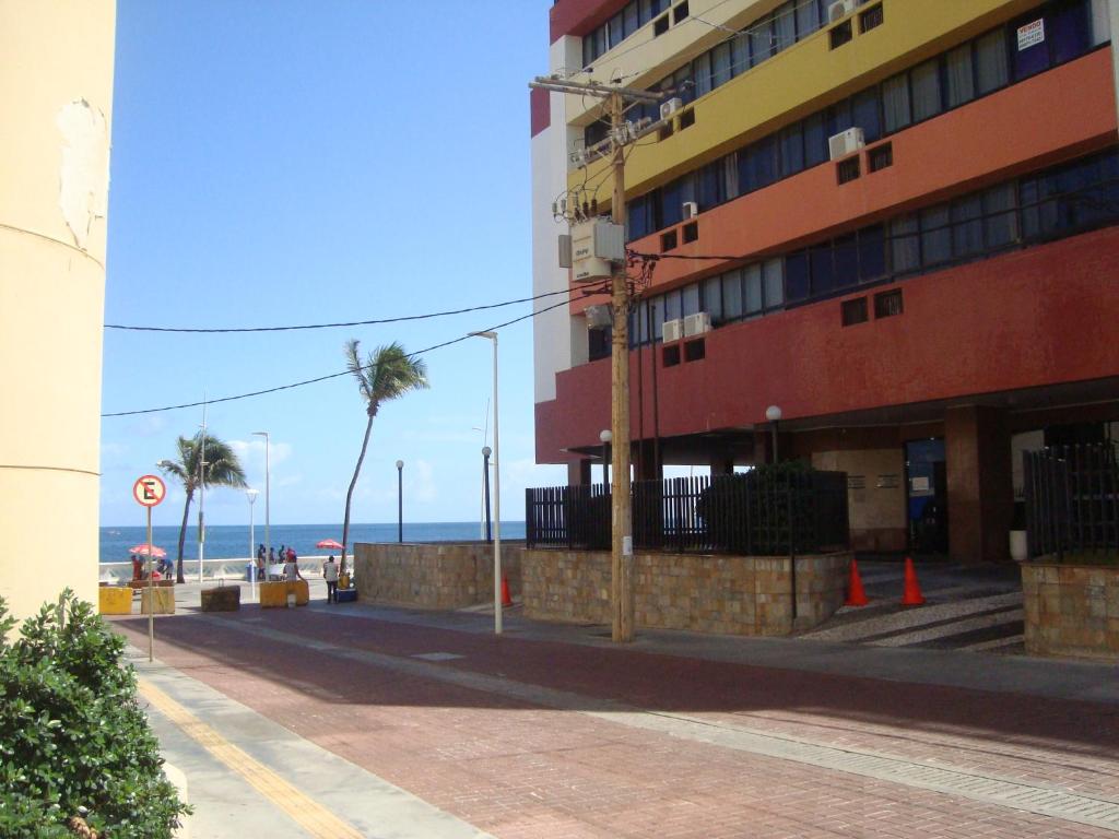  Farol Barra Flat 202