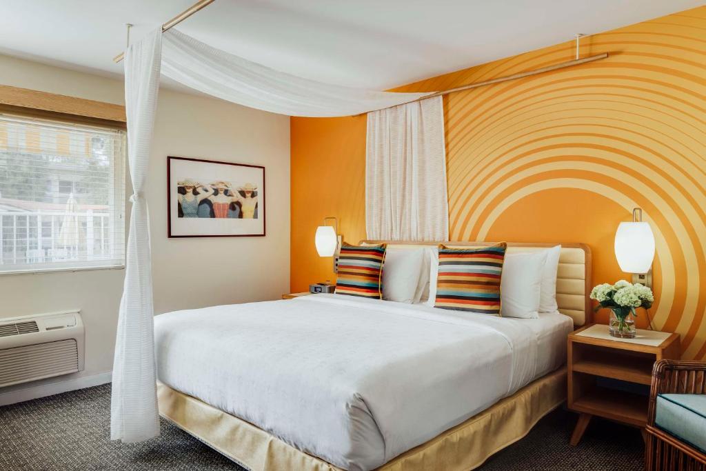 Wild Palms, a JdV by Hyatt Hotel photo