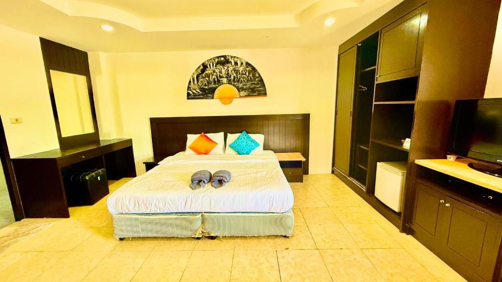 Hill Side Patong Hotel - Resim 20