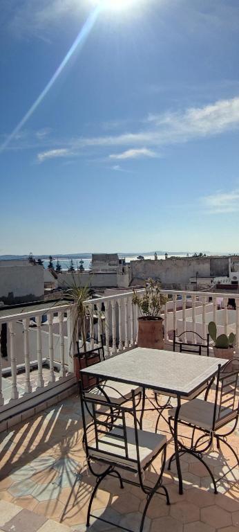 Balkón nebo terasa v ubytování Riad Mogantique-Essaouira