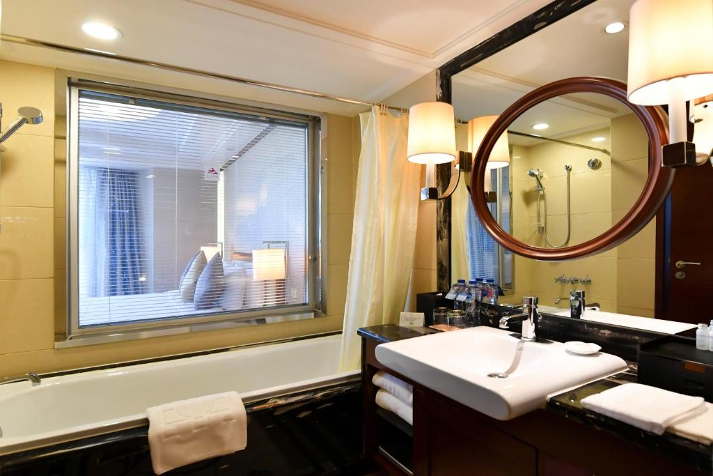 Koupelna v ubytování Central Hotel Shanghai - Nanjing Road