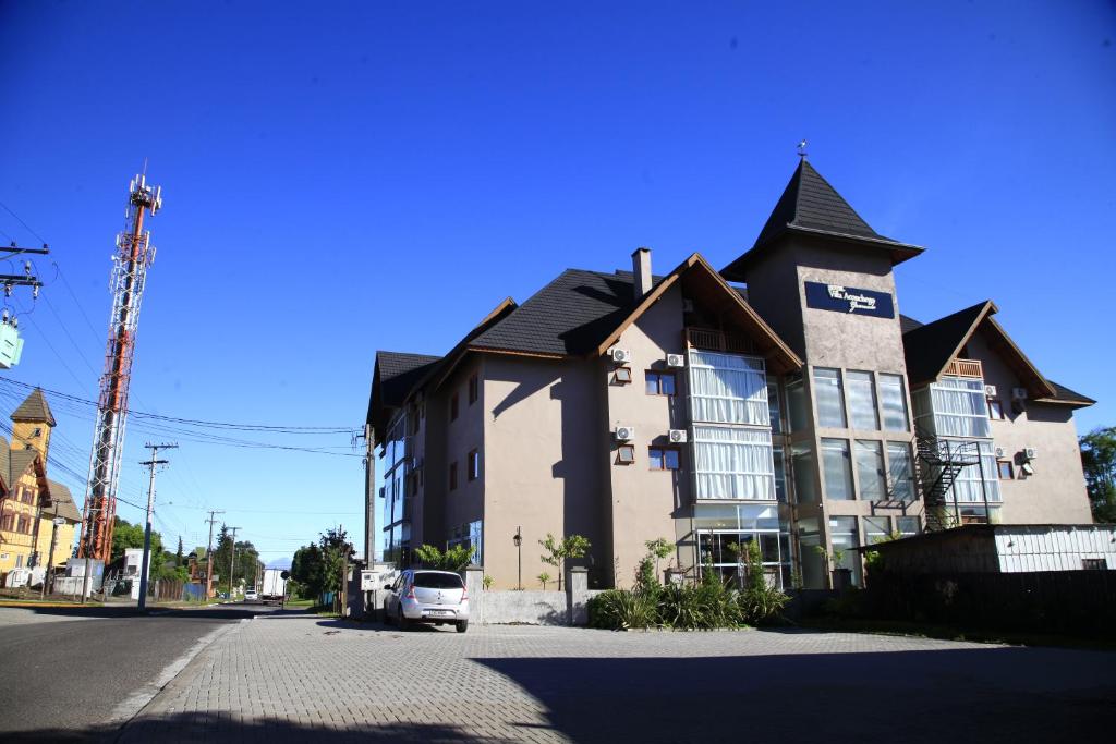 Hotel Villa Aconchego de Gramado  Hotel Villa Aconchego de Gramado