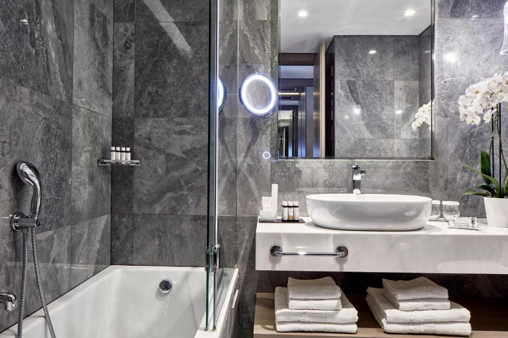 Electra Metropolis - 12