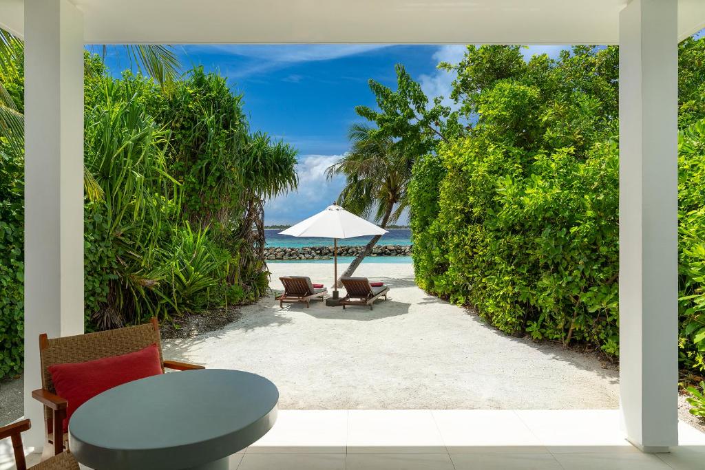 Niva Dhigali Maldives - A Premium All-Inclusive Resort - 3