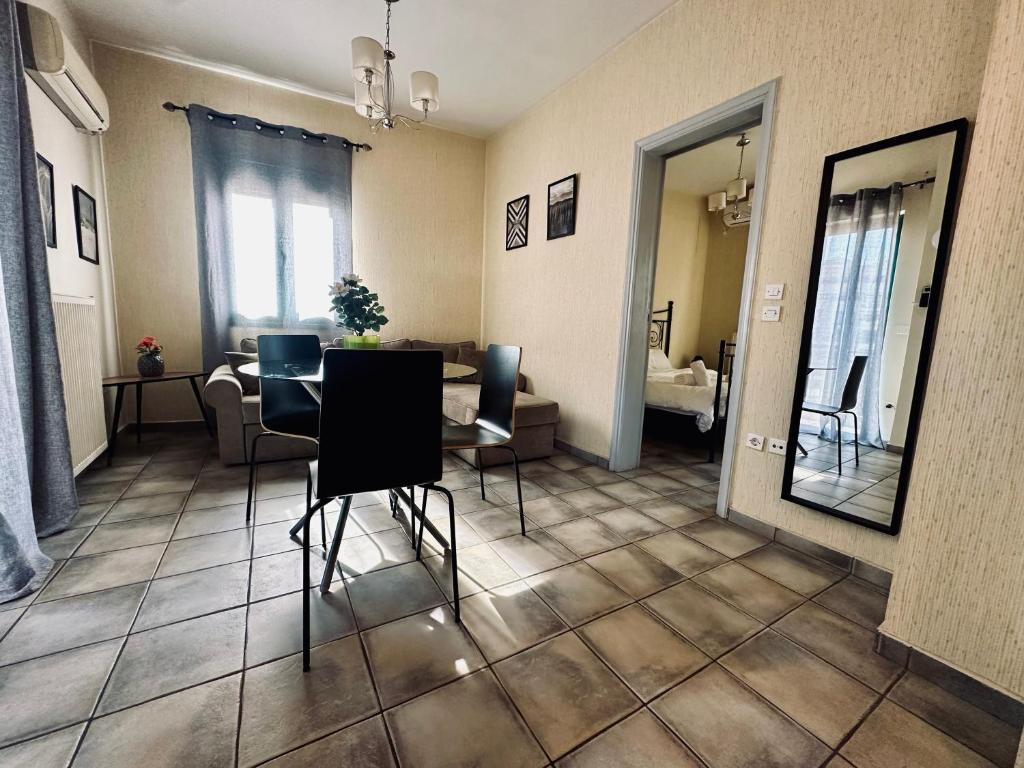 Posedenie v ubytovaní Cozy Apartments Mc Queen