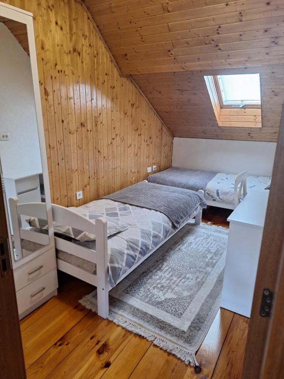 Apartmani vuk - Two-Bedroom Apartment