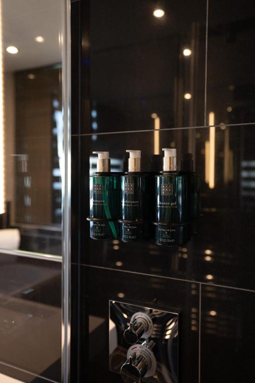 Square Townhouse - Resim 3