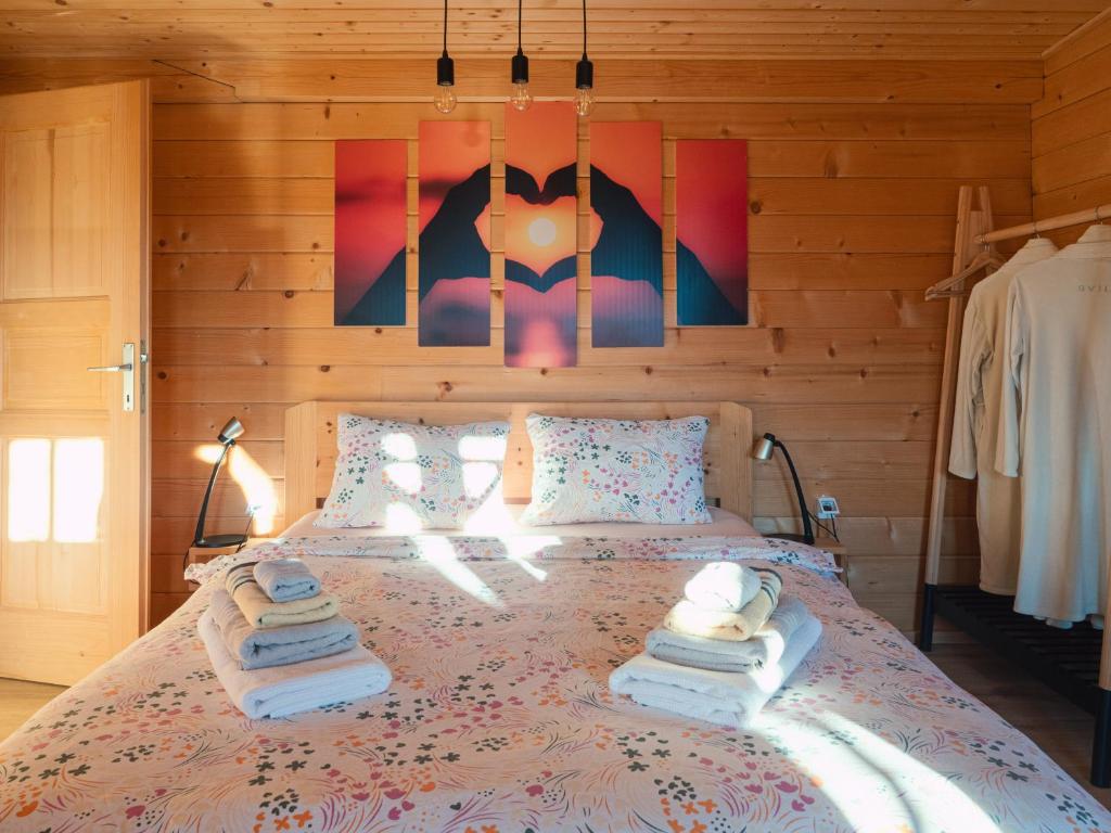 Postel nebo postele na pokoji v ubytování Hiska Na Samem v Slovenj Gradcu