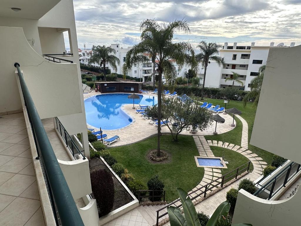 Bazén v ubytování BayView Albufeira nebo v jeho okolí