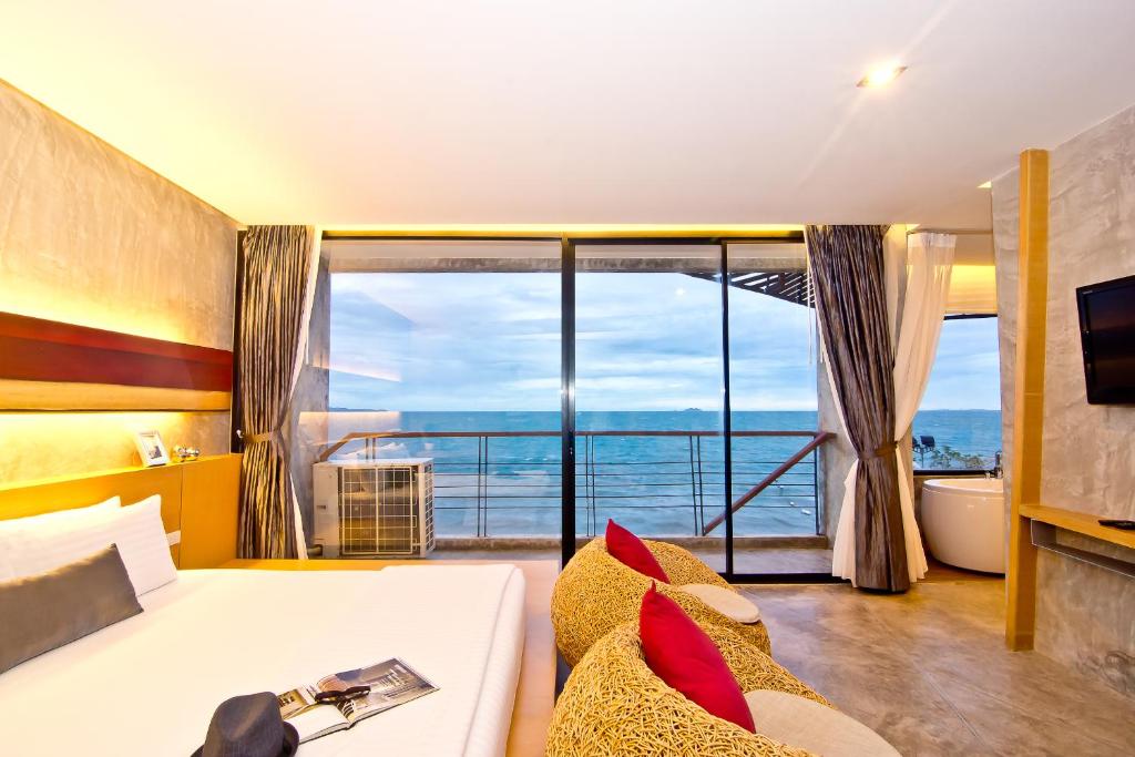 
XL Suite with Ocean View
