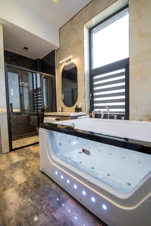 Galactic&Ludmila Suite SPA - Resim 34