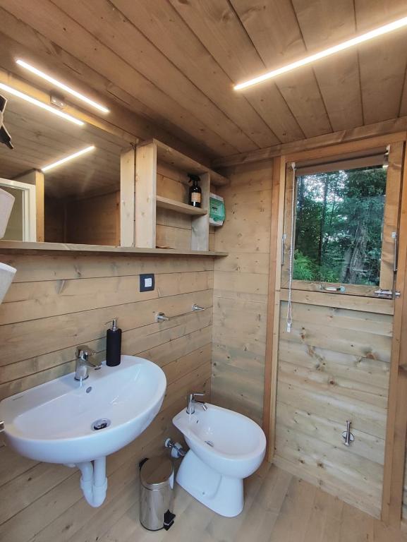 Baðherbergi á Lieve Agriglamping Experience