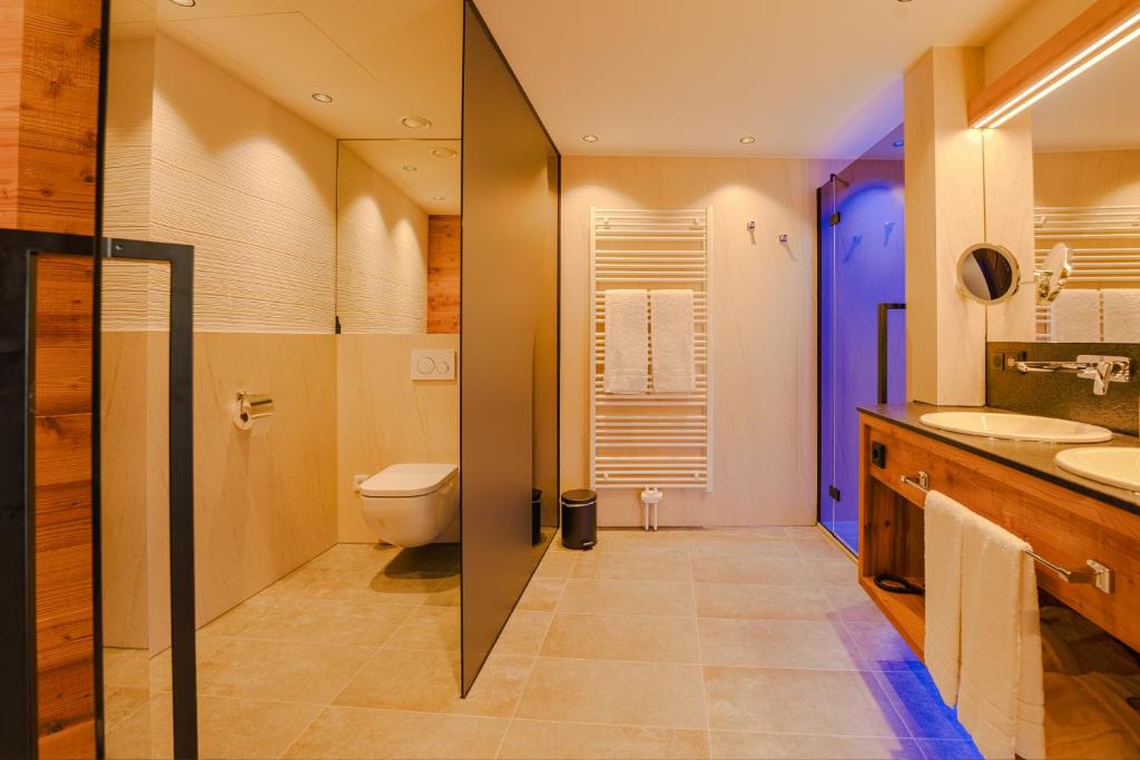 Bier und Wohlfühlhotel Gut Riedelsbach - Suite With Hot Tub