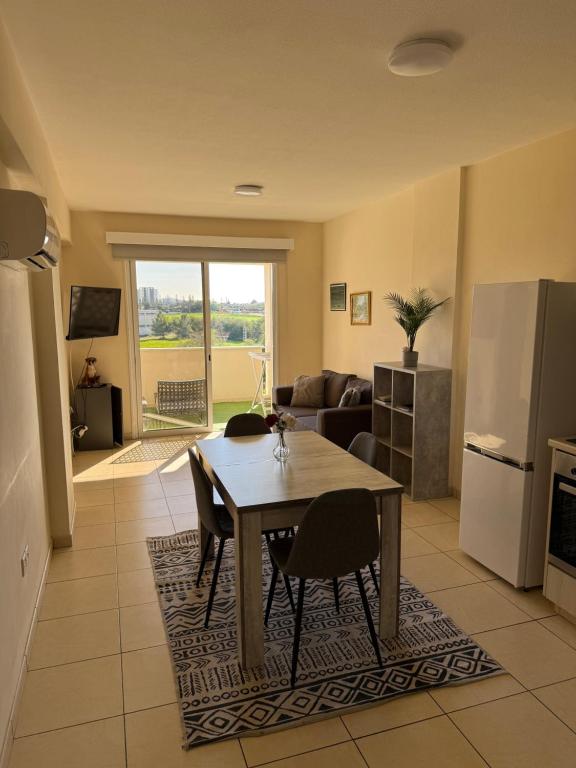 O bucătărie sau chicinetă la Sunrise