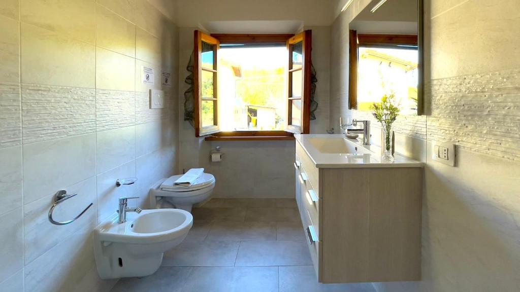 Kúpeľňa v ubytovaní Loretta - Private holiday apartment with shared pool