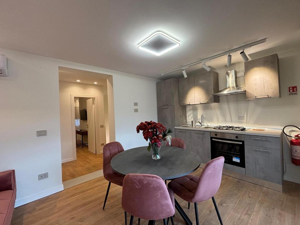Kuchyň nebo kuchyňský kout v ubytování Foder'House Design Suite