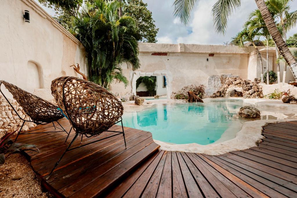 Bazén v ubytování Mezcal Hotel nebo v jeho okolí