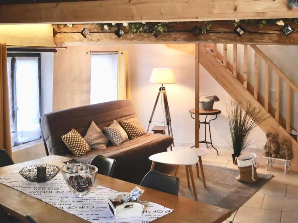 Χώρος καθιστικού στο Gîte charmant avec climatisation, parking et terrasse privée près de Saint-Amand-les-Eaux - FR-1-510-147