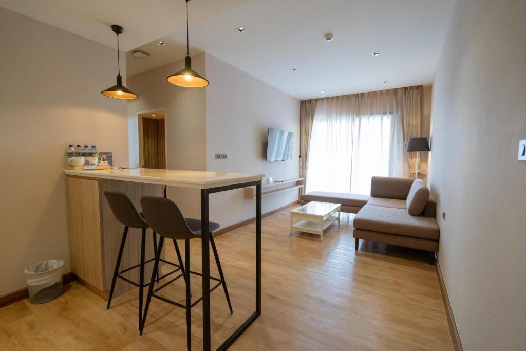 TV a/nebo společenská místnost v ubytování W3 Hotel