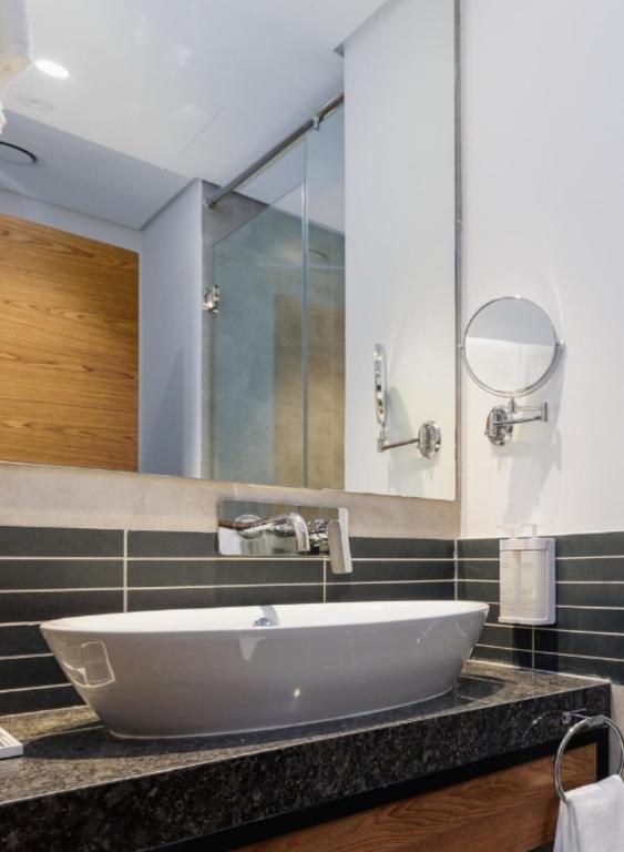 Hotel Avalon Dubai Jumeirah Village Circle - Resim 23