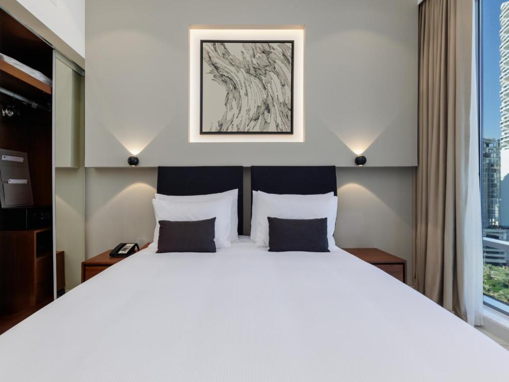 
Deluxe King Room - 20% Discount on Food & Beverage
