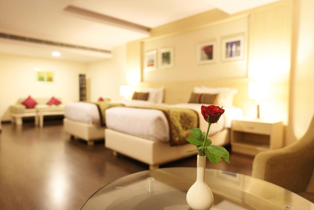 Posezení v ubytování Golden Tulip Jaipur