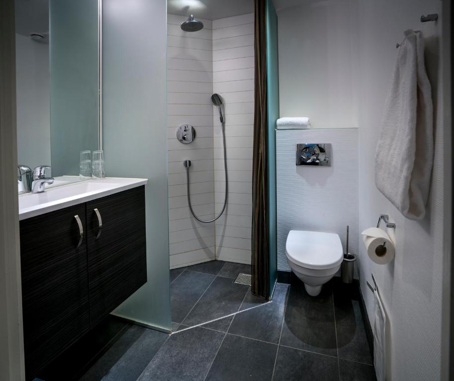 Koupelna v ubytování Hotel Birksø