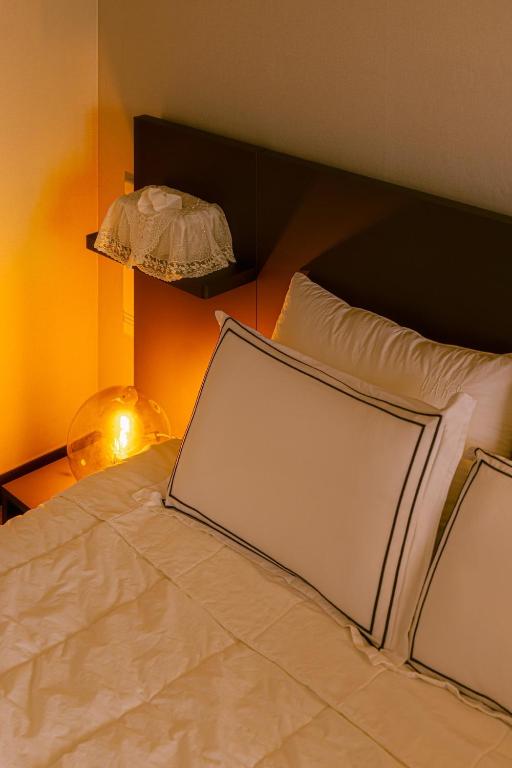 Postel nebo postele na pokoji v ubytování Sim On Chae - one room