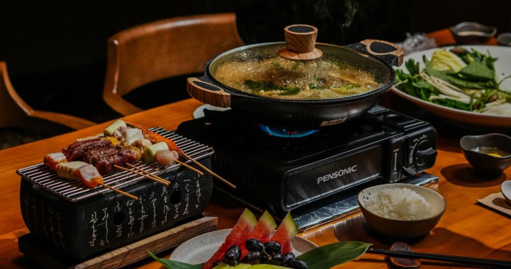 Cibo presso il campeggio di lusso o nelle vicinanze