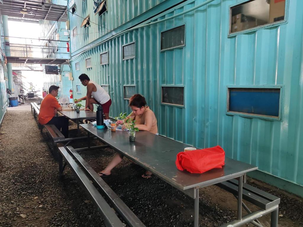 Fotografie z fotogalerie ubytování Container Hostel Citihub -Cainta v destinaci De La Paz