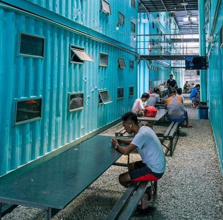 Fotografie z fotogalerie ubytování Container Hostel Citihub -Cainta v destinaci De La Paz