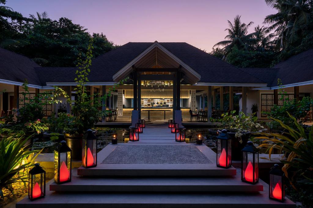 Zahrada ubytování Dhigali Maldives - A Premium All-Inclusive Resort