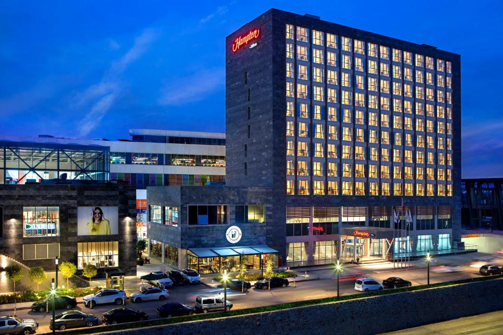 Gallery image of Hampton By Hilton Kocaeli Symbol in Kocaeli