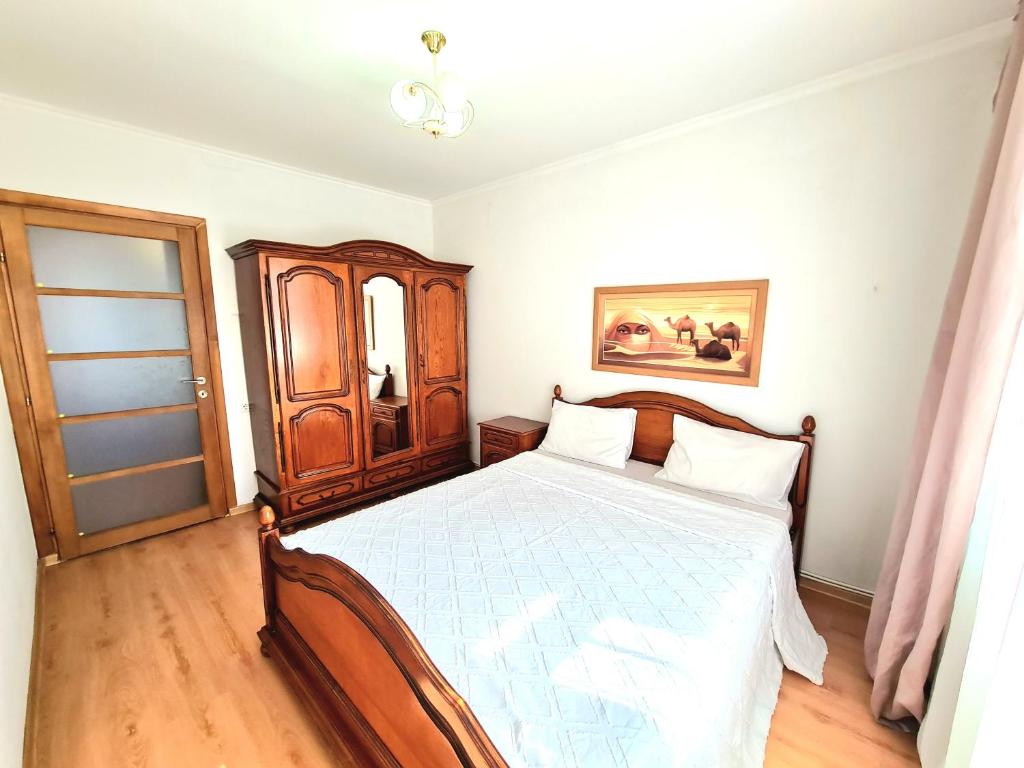 Apartament 2 bedrooms, Botanica - Hizvo