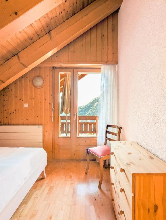 Postel nebo postele na pokoji v ubytování Ovronnaz vue imprenable, terrasse & accès bains